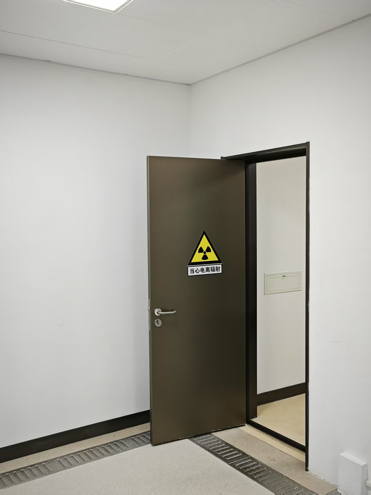 沧州CT室手动单开防护铅门